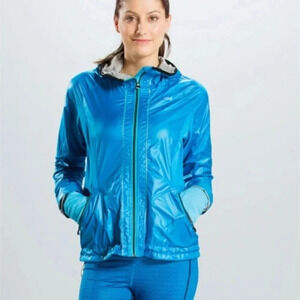 Lole Cheer Windbreaker Jacket In Electric  Blue Color